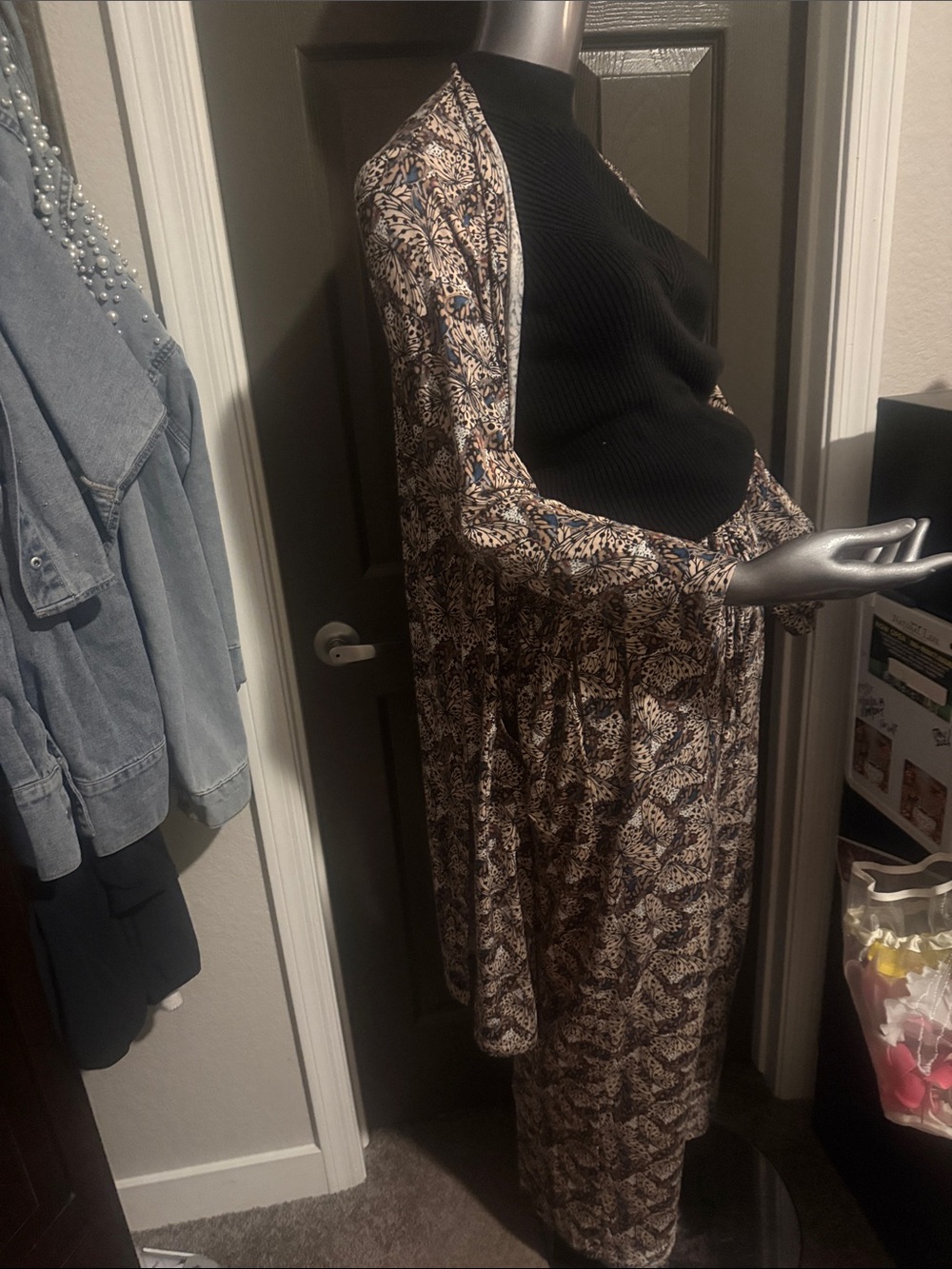 Rhonda Shear set top/pant butterfly print with Beige Floral Print